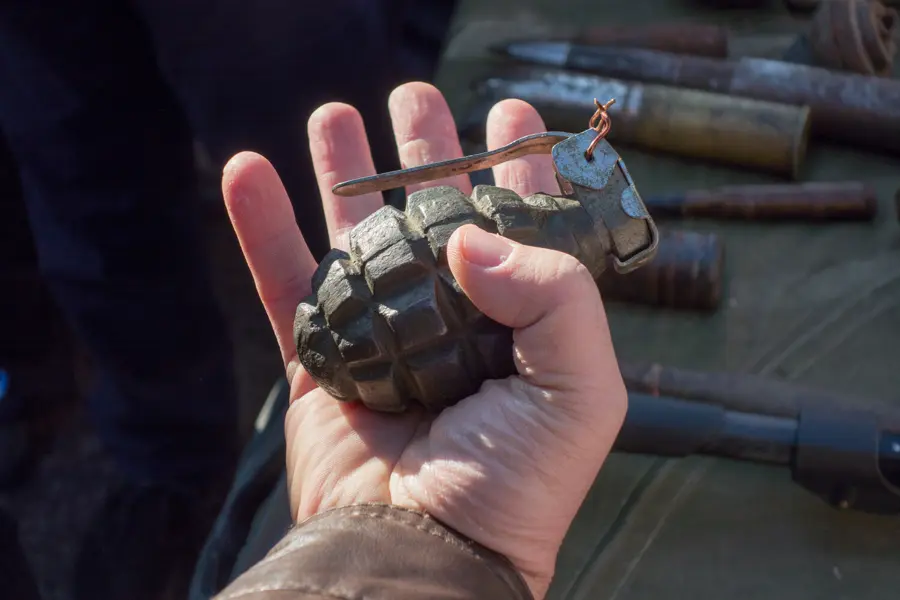 Ukrainian soldiers discover suspicious yellow powder-filled grenades