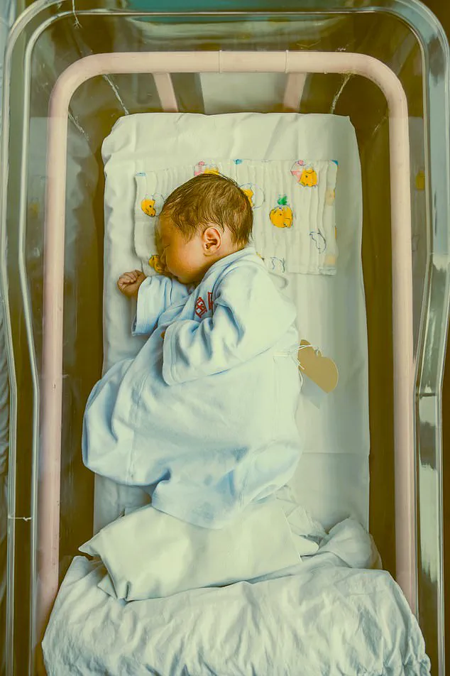 Breaking: 40-Year-Old Secret Shatters Family's Past as Woman Discovers She Has a Son