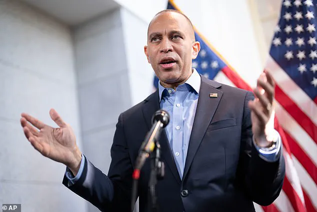 Record-Long Government Shutdown Enters 41st Day, Causing 2,000 Flight Cancellations and Public Disruption