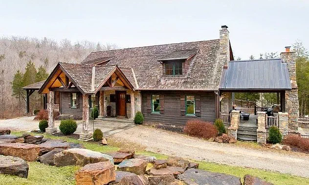 ''We Wanted to Focus on His Legacy, Not the Violence'' – Lindner’s Family Omits Key Details in Obituary Amid Media Backlash Over Public Perception of Wealthy Heir