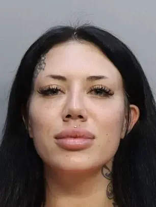 Late-Breaking: Forced Removal of Adult Performers from Miami Flight Sparks Viral Debate on Personal Freedom and Airport Regulations