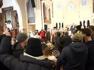 Minneapolis Pastor and ICE Field Office Director's Church Targeted in Mob Attack, Deepening Local Immigration Policy Debate