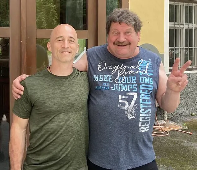 Exclusive Revelation: Veronika the Cow's Tool-Using Ability Challenges Assumptions on Livestock Intelligence