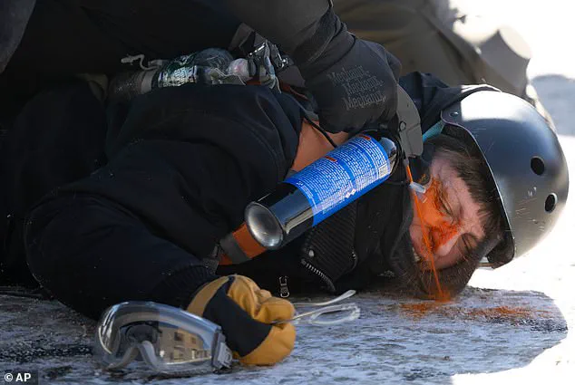 Limited Access to Information: Oklahoma Governor's Sharp Critique of Federal Immigration Enforcement in Wake of Minneapolis Tragedy