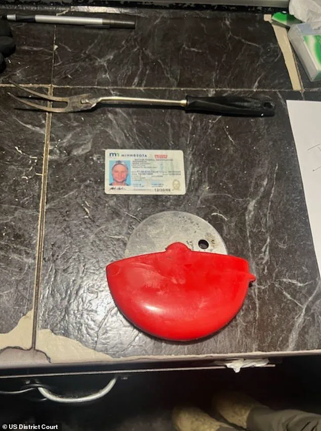 Minnesota Man Charged with Impersonating Federal Agent in Failed Jail Break Attempt