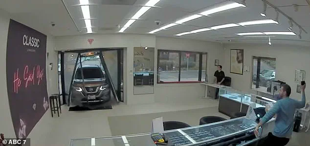 Viral Video Misinterpreted as ICE Raid Unveils Routine Police Arrest, Authorities Clarify