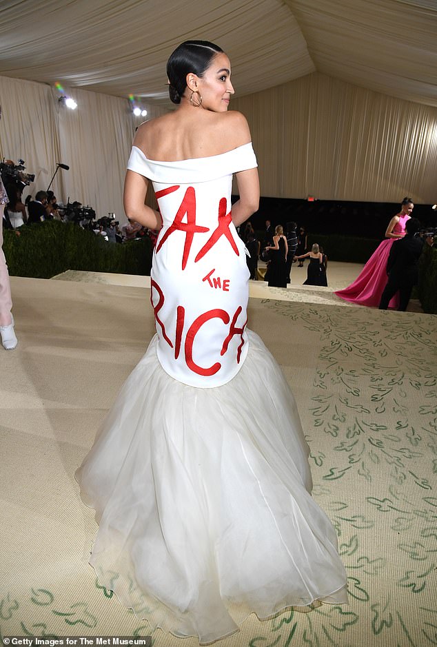 AOC's Munich Speech Signals 2028 Presidential Ambitions Amid Global Policy Contrast