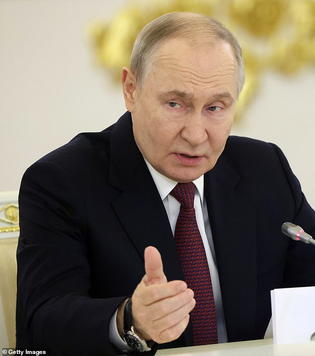 Russia's Surprising 15,000-Troop Threat to NATO Revealed in War Game