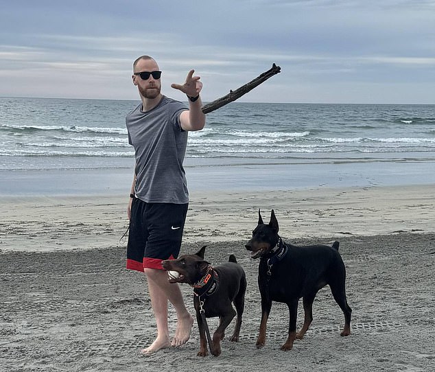 Detained for a Decade: Irishman's Harrowing Account of 'Torture' in Texas Sparks Debate Over Trump's Immigration Policies