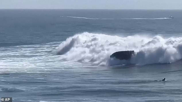 Miraculous Rescue: Family of Six Saved by Surfers After Speedboat Capsizes Near Santa Cruz