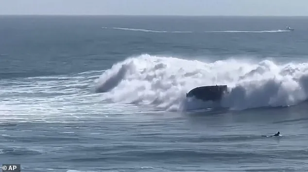 Miraculous Rescue: Family of Six Saved by Surfers After Speedboat Capsizes Near Santa Cruz