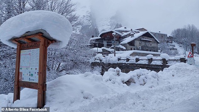 Urgent Evacuations and Avalanche Risks Force Regional Shutdowns in Northern Italy and Switzerland Amid Extreme Snowfall Crisis