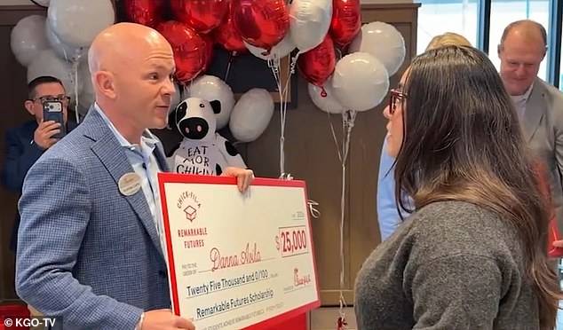 Chick-fil-A CEO Honors Employee with $25K Scholarship, Supporting First-Gen Student's Oncology Dreams