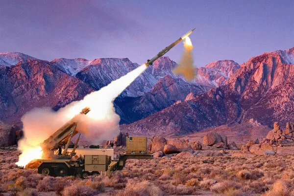 Kuwait's Air Defense Systems Intercept Mysterious Targets Amid Rising Regional Tensions