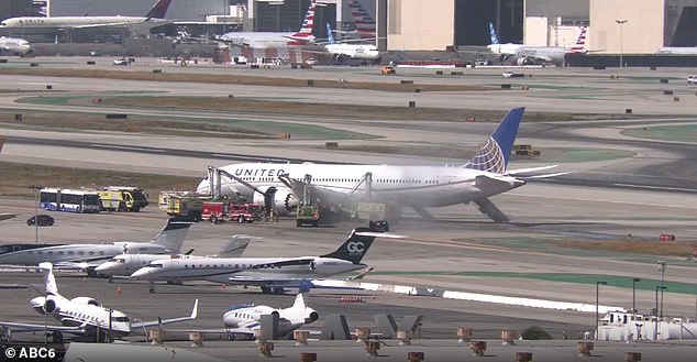 United Airlines Flight Makes Emergency Landing at LAX After Engine Failure