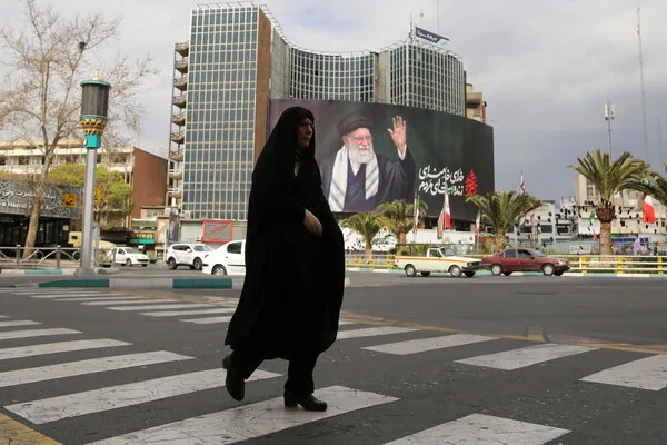 Iran Signals Readiness for Decade-Long Conflict with U.S.