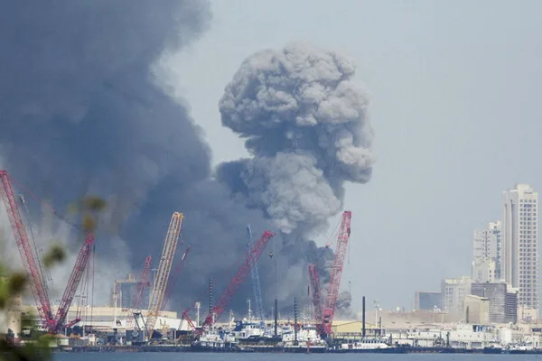 Doha Shaken by Explosions Amid Air Attack Alerts and Regional Tensions Questions