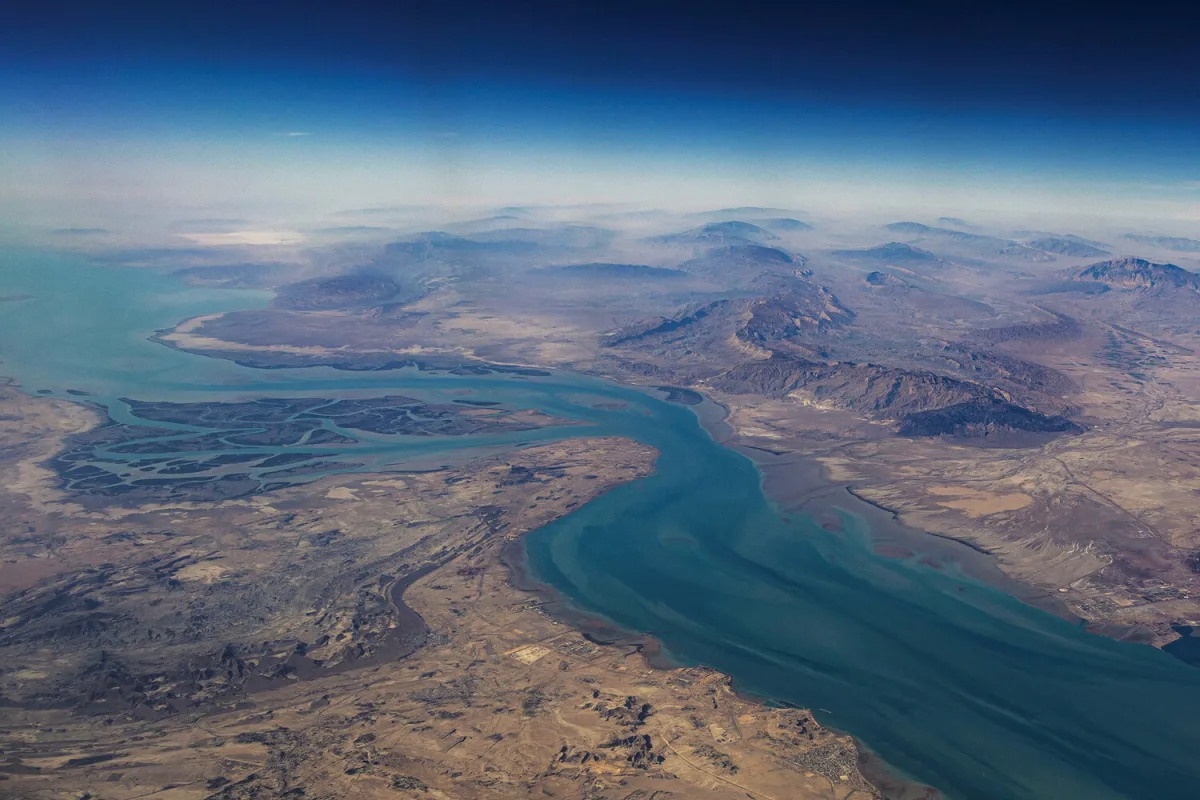 U.S. Energy Secretary's Post on Navy Escort of Oil Tanker Through Strait of Hormuz Deleted Amid Questions Over Veracity and U.S.-Iran Tensions