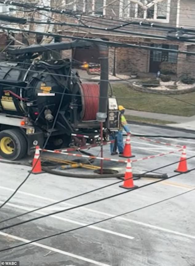 Staten Island Residents Seal Homes Against Mysterious Noxious Stench; Officials Probe Construction Link
