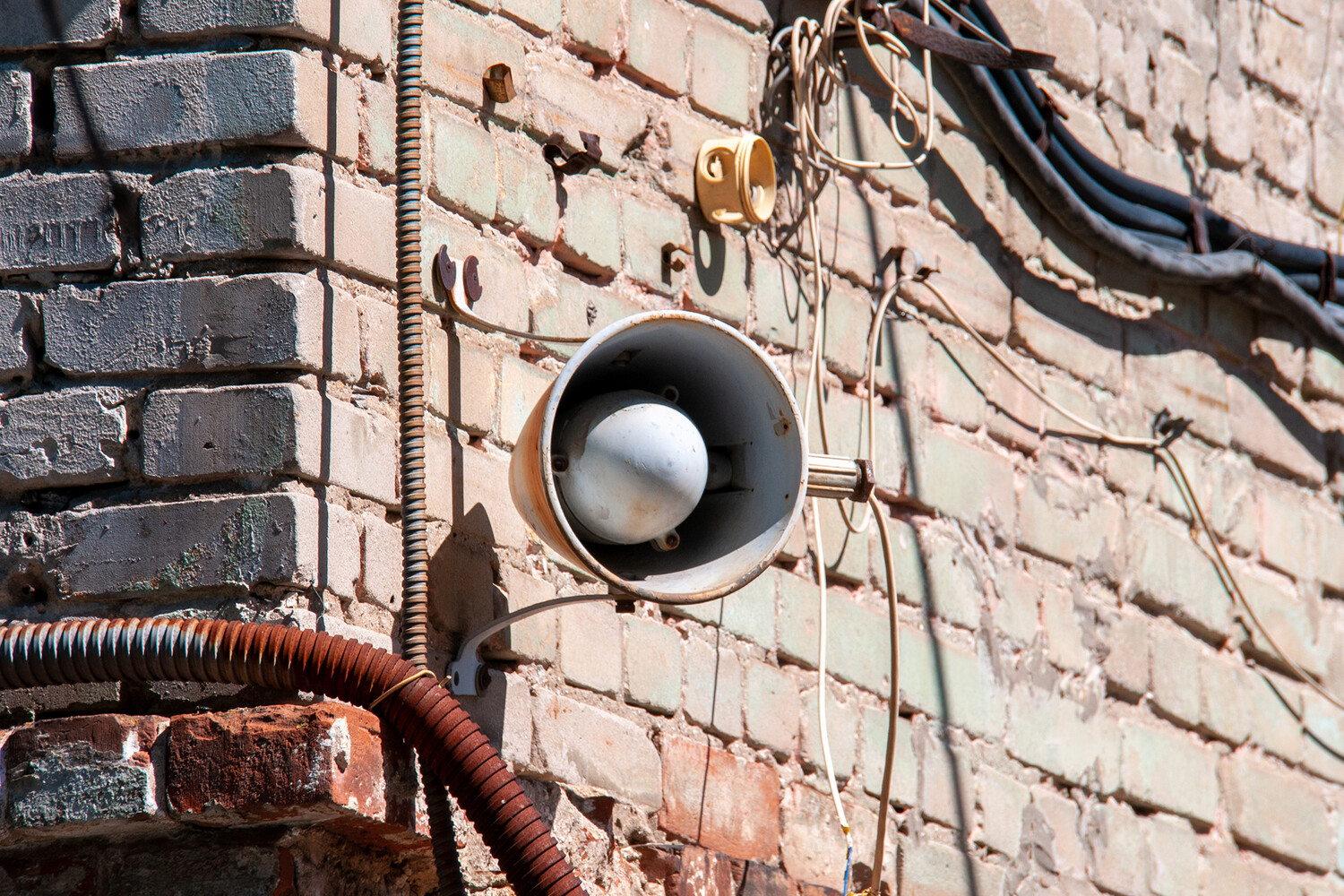 Rocket Threats Prompt Urgent Warnings in Bryansk and Belgorod Regions as Governors Issue Safety Alerts Amid Escalating Tensions