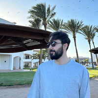 Iran Grants Conditional Access to Ships in Strait of Hormuz, Notifies UN