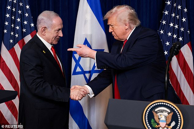 Trump and Netanyahu at Odds Over Iran Strategy Amid U.S. Warnings of Massacre
