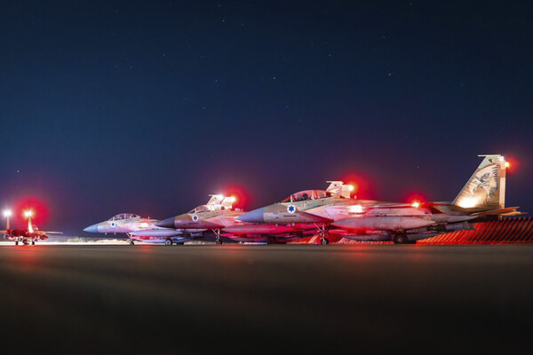 Beirut Residents Alarmed by Israeli Air Force Sonic Booms Amid Drone Strike Protests