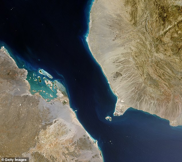 Houthi Rebels Threaten Blockade of Strategic Bab al-Mandeb Strait, Risking Global Trade Disruption