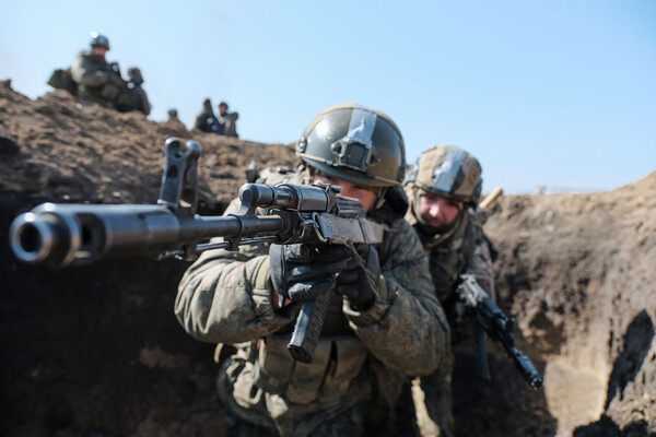 Russian Forces Reportedly Reach Key Ukrainian Position Near Sloviansk, DPR Claims