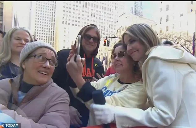 Savannah Guthrie Makes Emotional Return to 'Today' Following Mother's Abduction, Fans Rally Behind Her