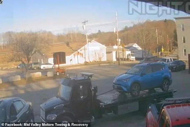 Lewiston Mosque, Neighboring Businesses in Parking Dispute.