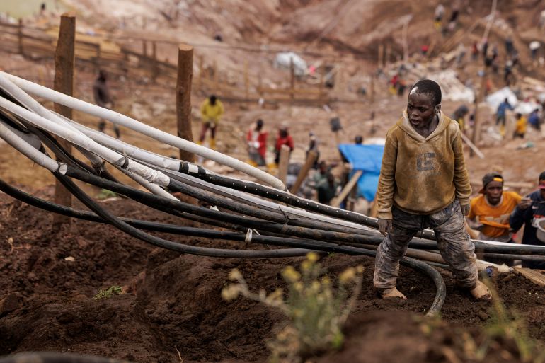 Poverty forces children back to deadly DRC mines despite recent landslides.