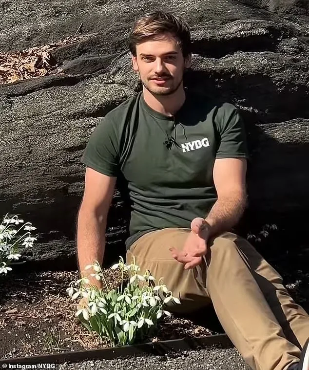 Viral Botanist: New York Botanical Garden Curator Becomes Internet Sensation, Comments Disabled