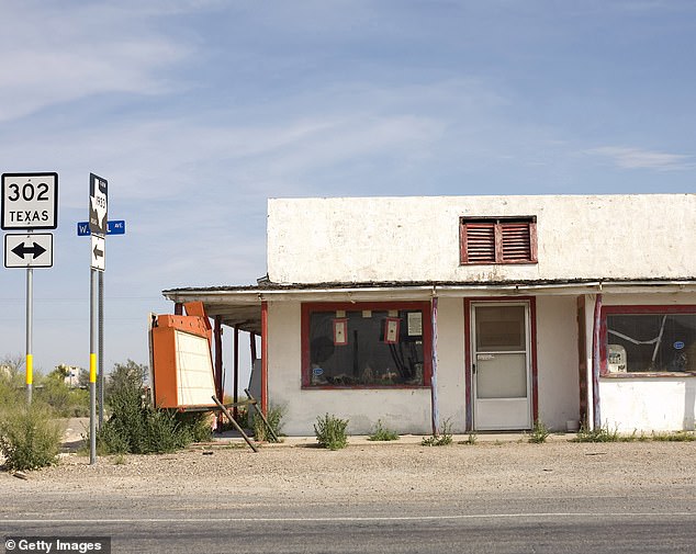 Experts warn US heartland counties face depopulation as fertility plummets.