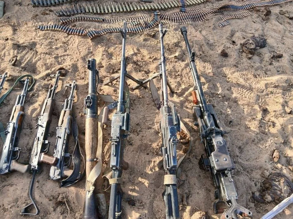 Russian forces hold Mali capital as jihadist threat persists.