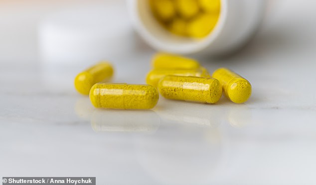 Woman swaps Mounjaro for berberine supplement after severe side effects.