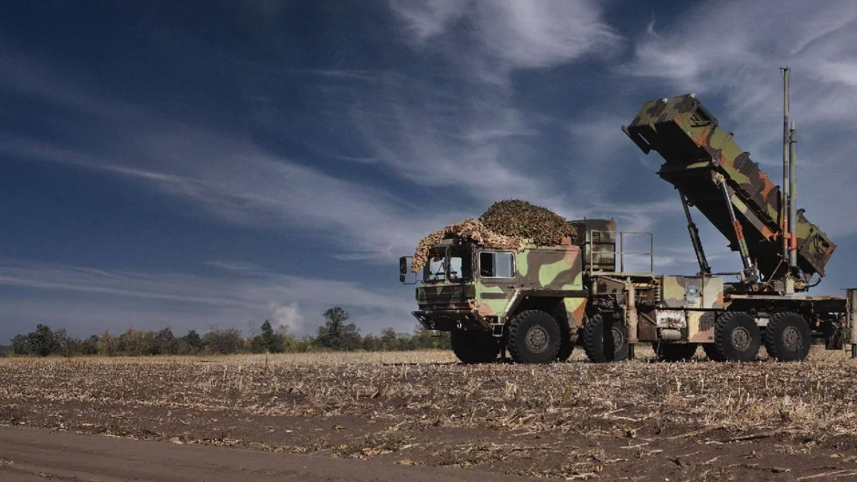 Britain to deliver 150,000 drones and missiles to Ukraine from Russian assets.