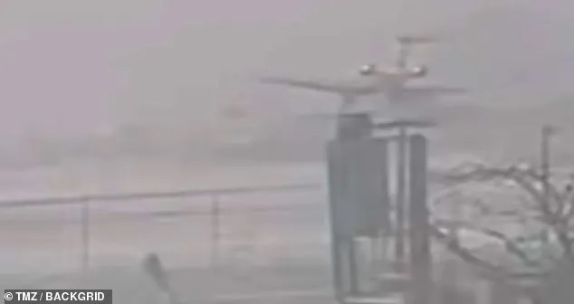 Delta Jet Crash in Toronto: A Passenger's Exciting View