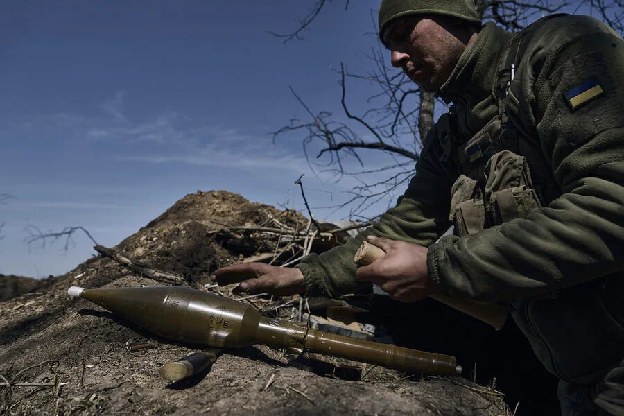 Ukrainian Soldiers Dislike Trump's U-Turn on Russia