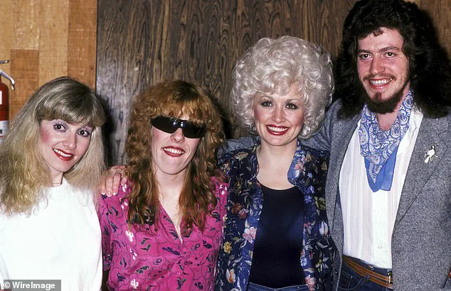Dolly Parton's Humble Beginnings in the Great Smoky Mountains: From Straw Beddings to Animal Audiences