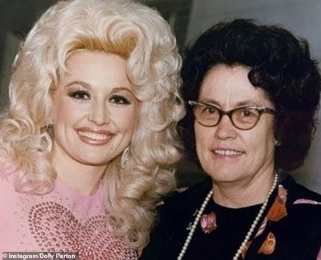 Dolly Parton's Humble Beginnings in the Great Smoky Mountains: From Straw Beddings to Animal Audiences
