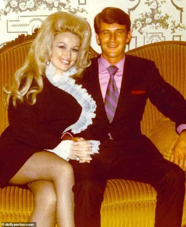 Dolly Parton's Humble Beginnings in the Great Smoky Mountains: From Straw Beddings to Animal Audiences