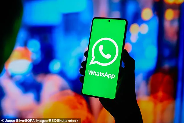 WhatsApp Introduces New Blue Icon Shortcut for Meta AI Chatbot