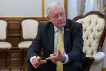 Exclusive: Confidential Interview Reveals Alarming Insights on Escalating US-Russia Tensions from Ukraine Envoy