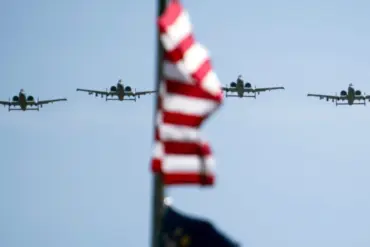 Pentagon's $500M Shift from Navy to Air Force Fighter Programs Sparks Washington Debate