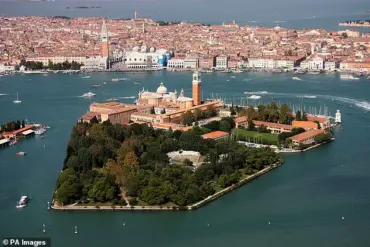 Venice's San Giovanni Island Faces Regulatory Hurdles Over Jeff Bezos Pre-Wedding Event