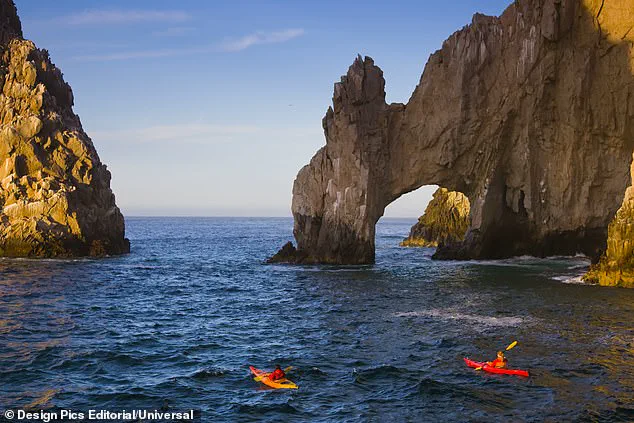 Cabo San Lucas Faces Surge in Violence as Drug Gangs Threaten Tourist Safety
