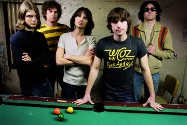 Exclusive: Robert Schwartzman's Hidden Hollywood Legacy Unveiled by Teen Cousin on TikTok
