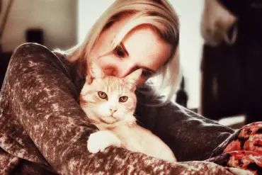 Exposes Hollywood's Hidden Darkness: Former Producer Admits Exploiting Pain for Views