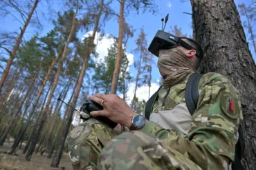 FPV Drones Target Ukrainian Military Communications on Eastern Front